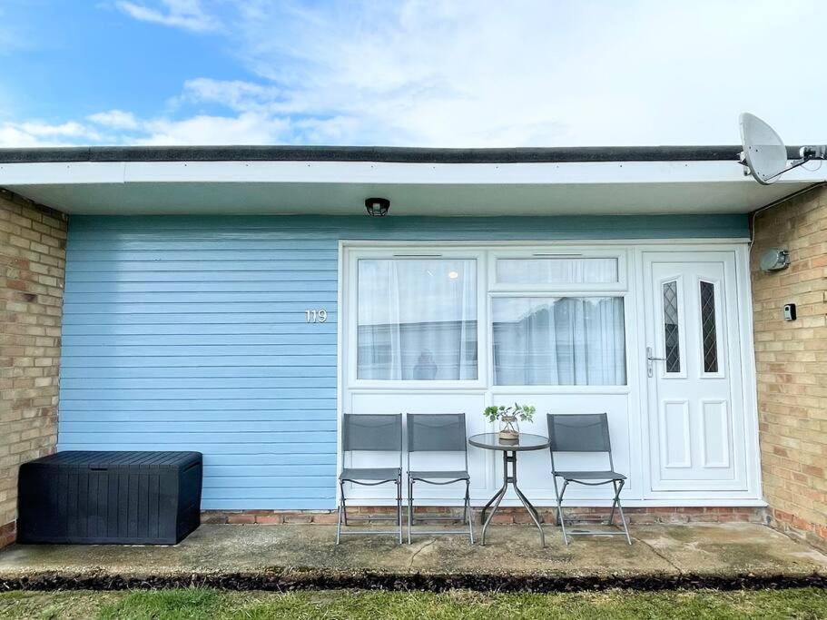 119 Hemsby Holiday Chalet, Convenient For Sandy Beach Bagian luar foto